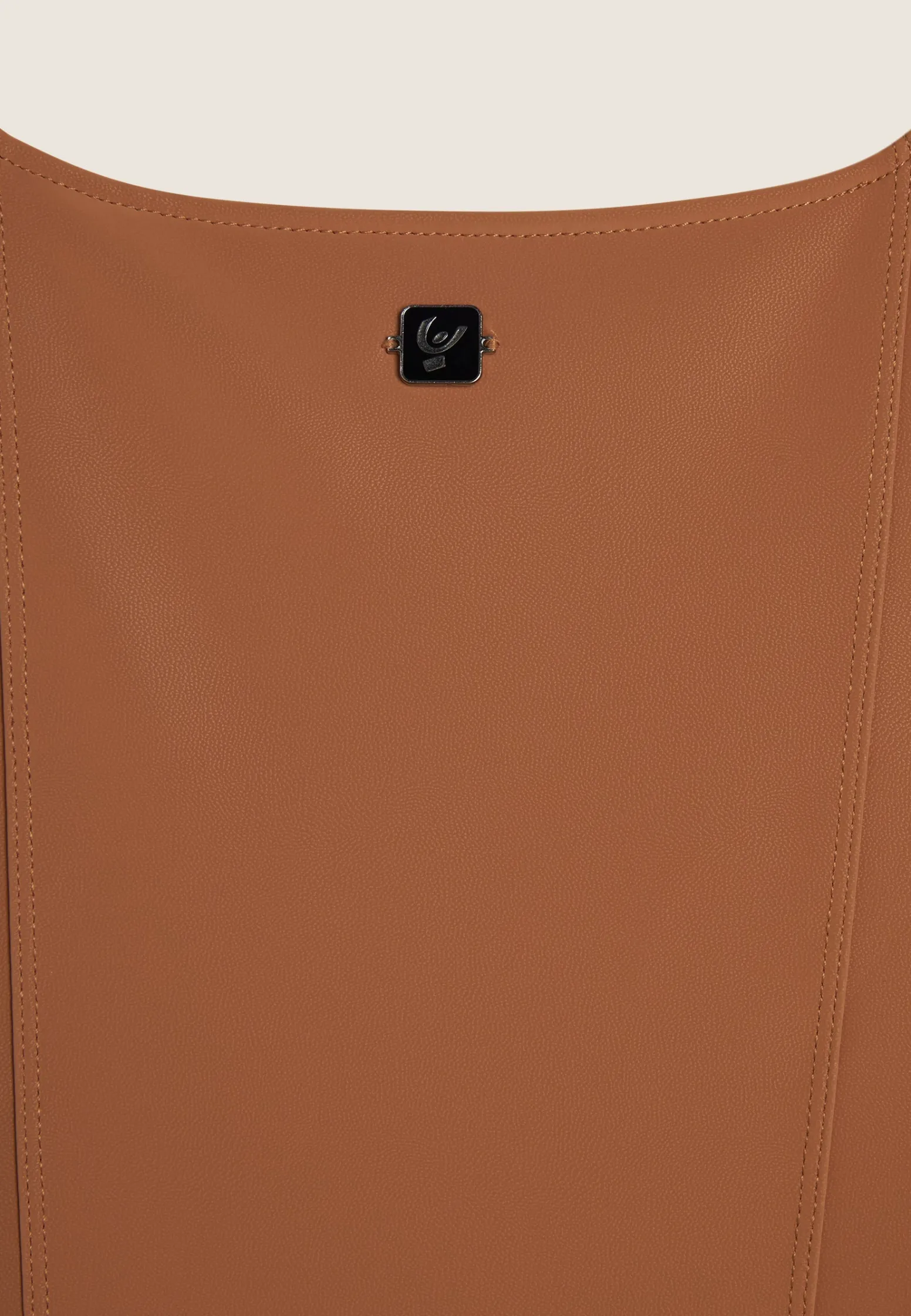 Freddy Body scollo quadrato in similpelle lucida-Donna Body