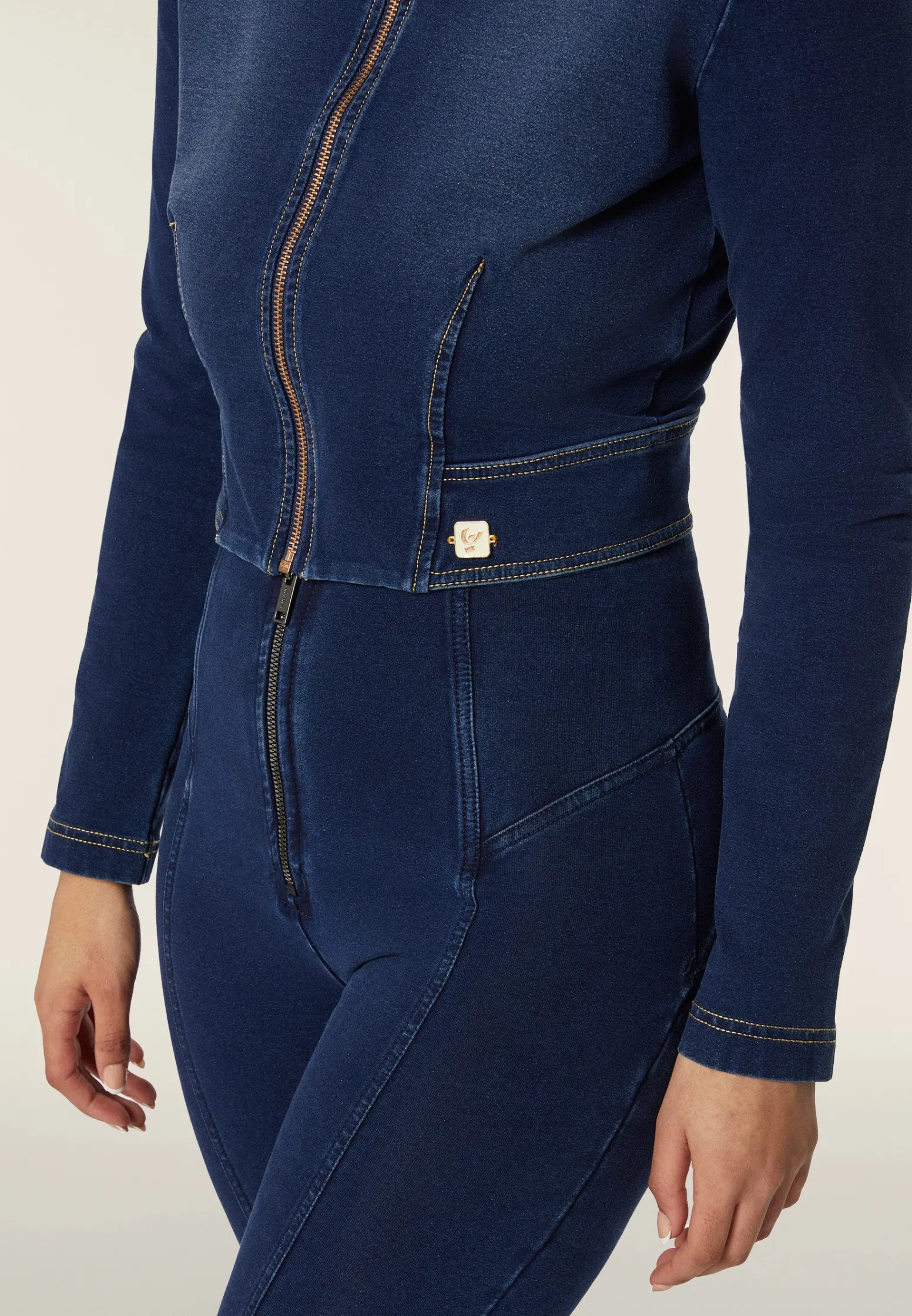 Freddy Giacca corta con zip da donna in jersey effetto denim-Donna Giacche