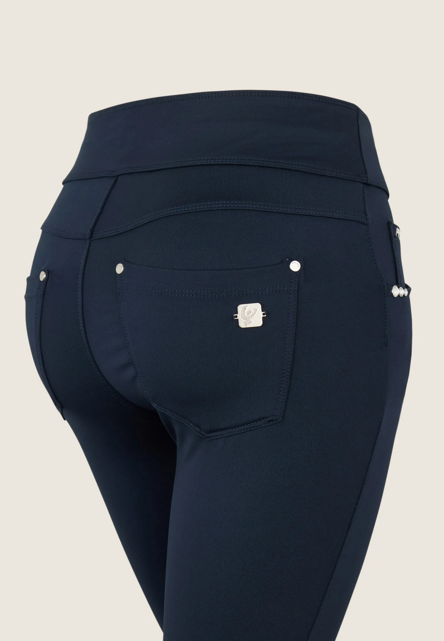 Freddy Pantaloni N.O.W.® in tessuto traspirante vita risvoltabile-Donna Jeans E Pantaloni