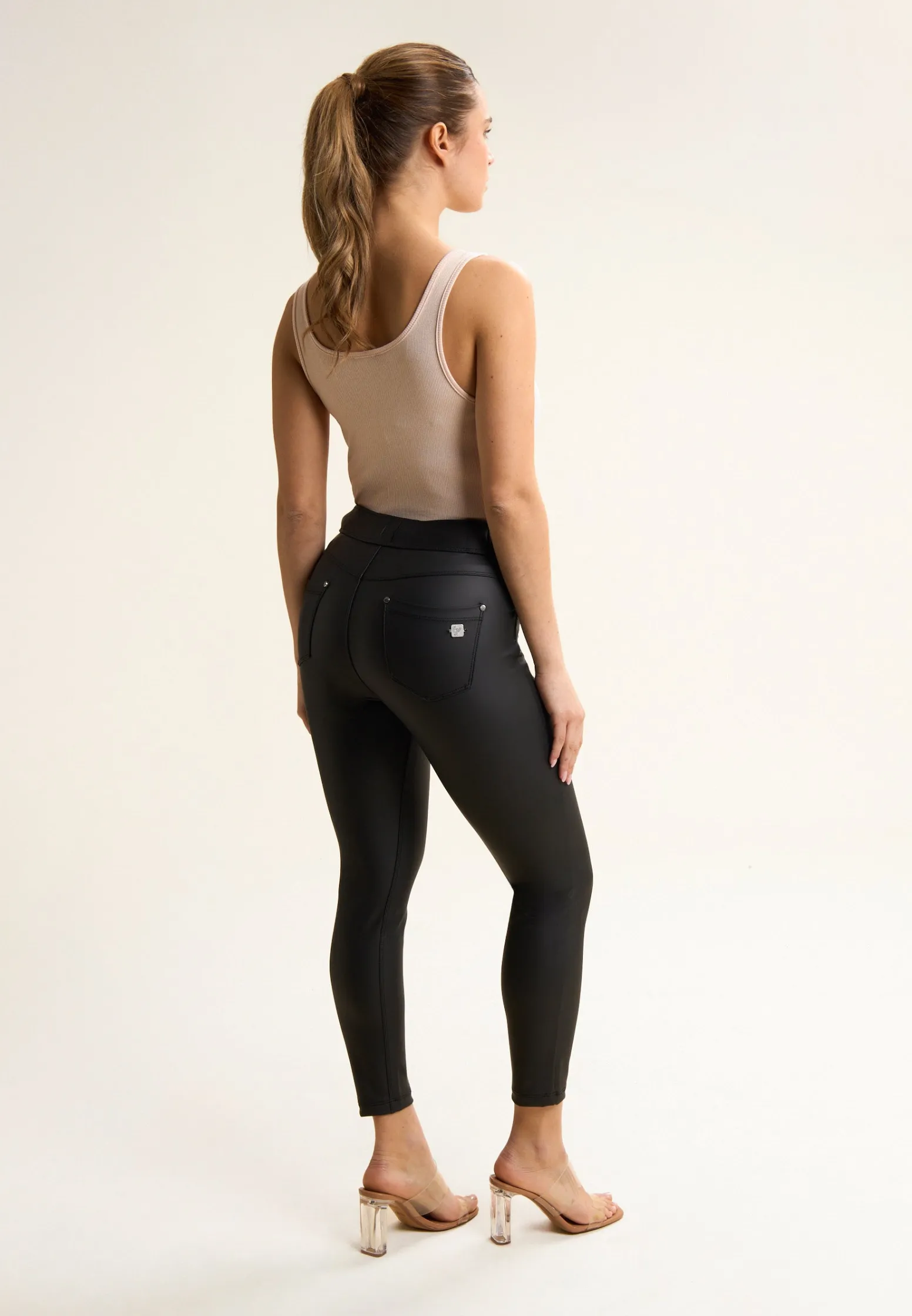 Freddy Pantaloni N.O.W.® superskinny vita media in similpelle eco-Donna Jeans E Pantaloni