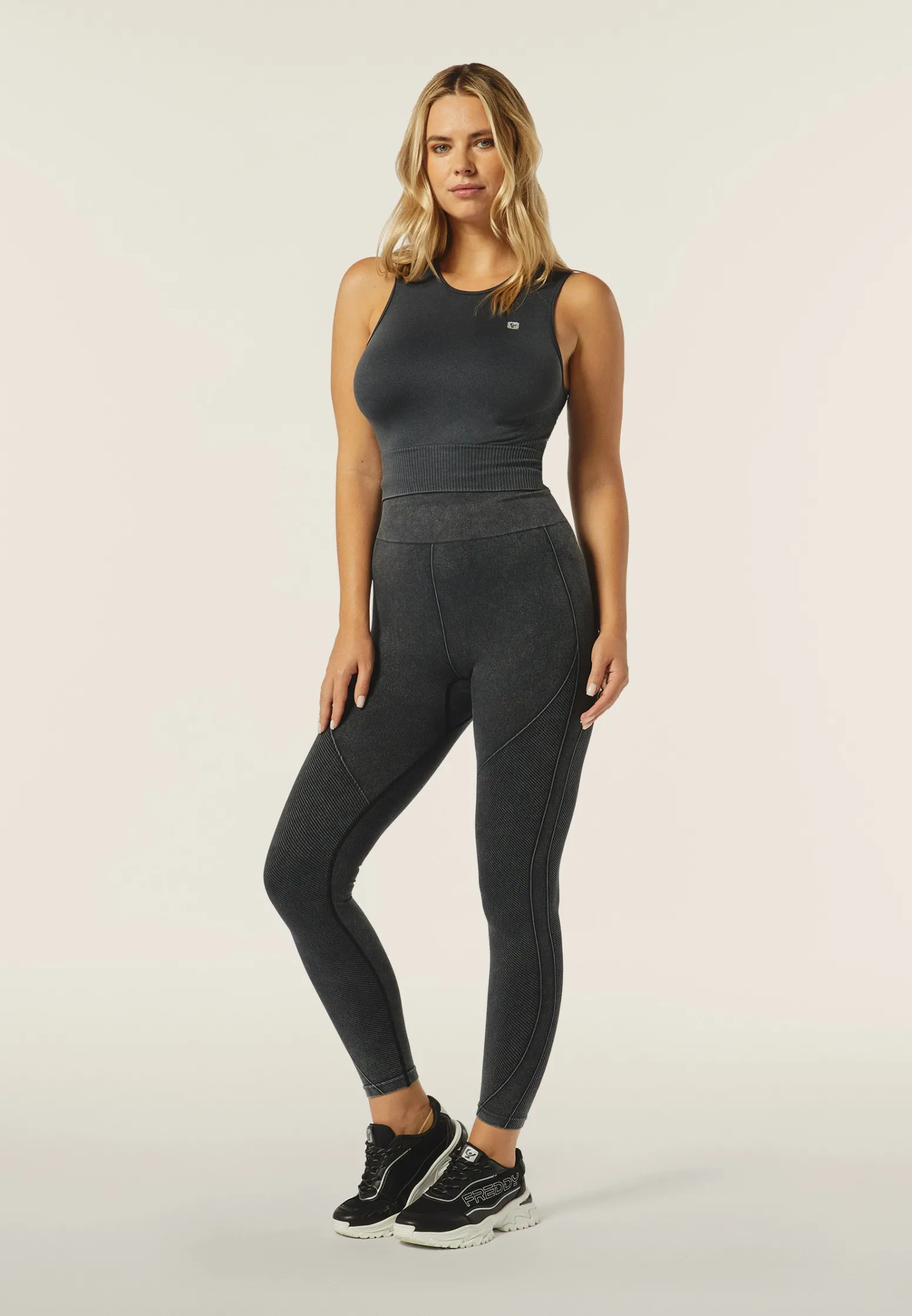 Freddy Top corto senza maniche in tessuto seamless ice wash-Donna Padel|Pilates