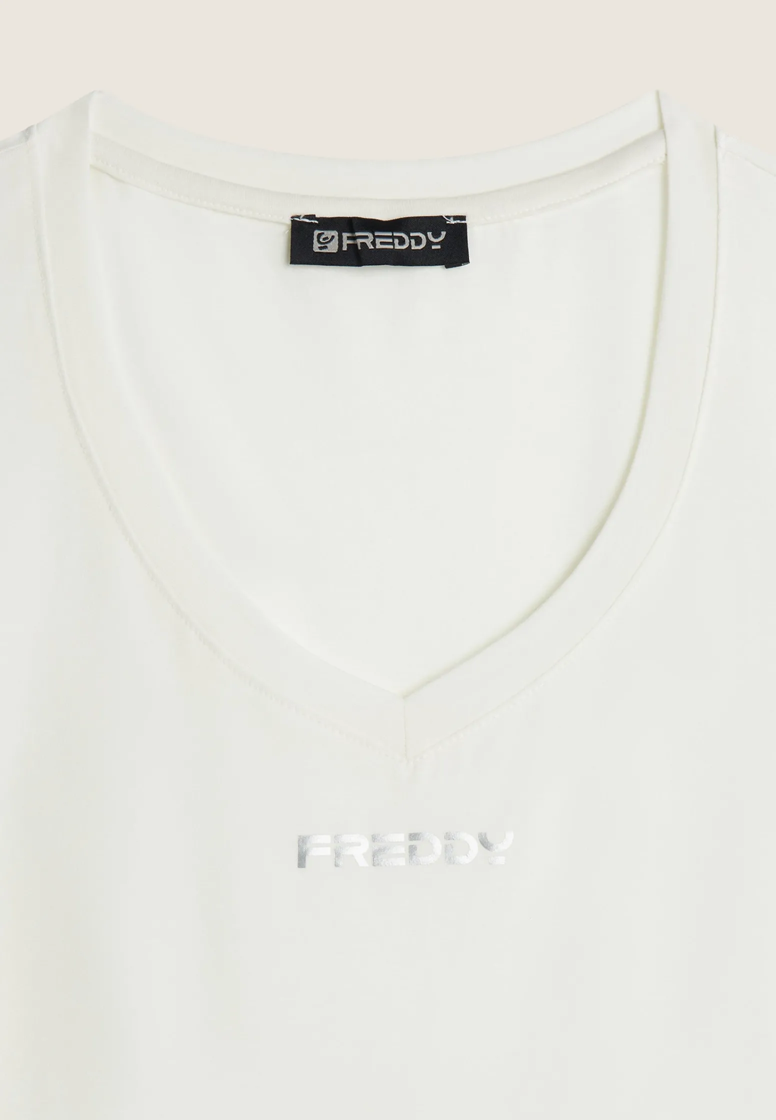 Freddy T-shirt corta in modal elasticizzato con scollo a V-Donna T-shirts